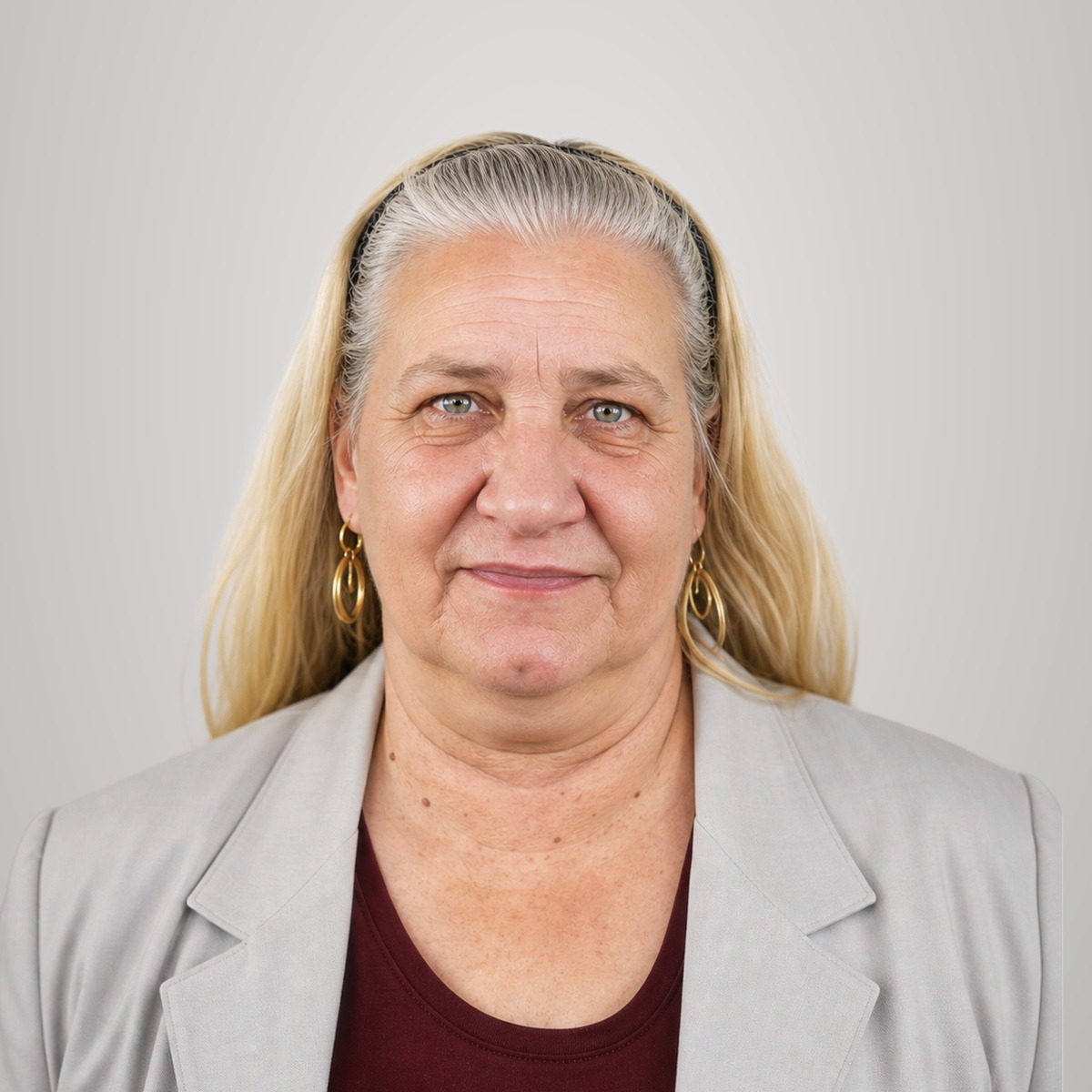 Headshot of Becky Harris, Sales at Printing Partners